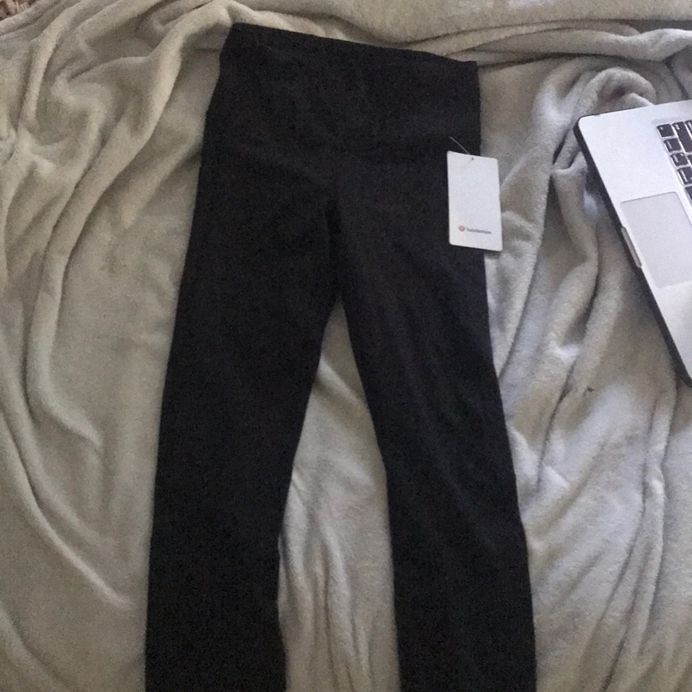 Lulu lemon leggings size 4